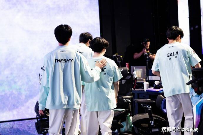 防御塔换到, 局不同的是