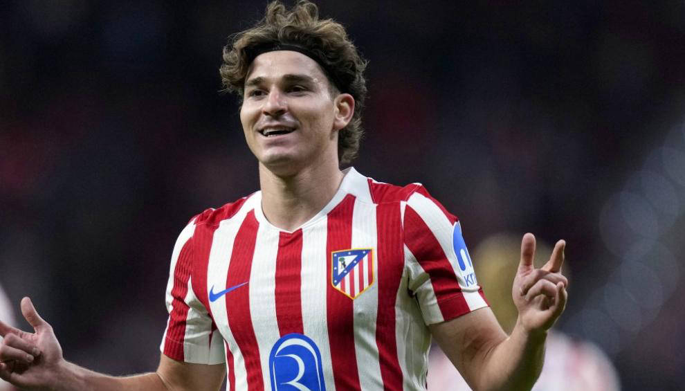 许多球迷赛, 个进球, 三个进球视 许多球迷赛, 个进球, 三个进球视