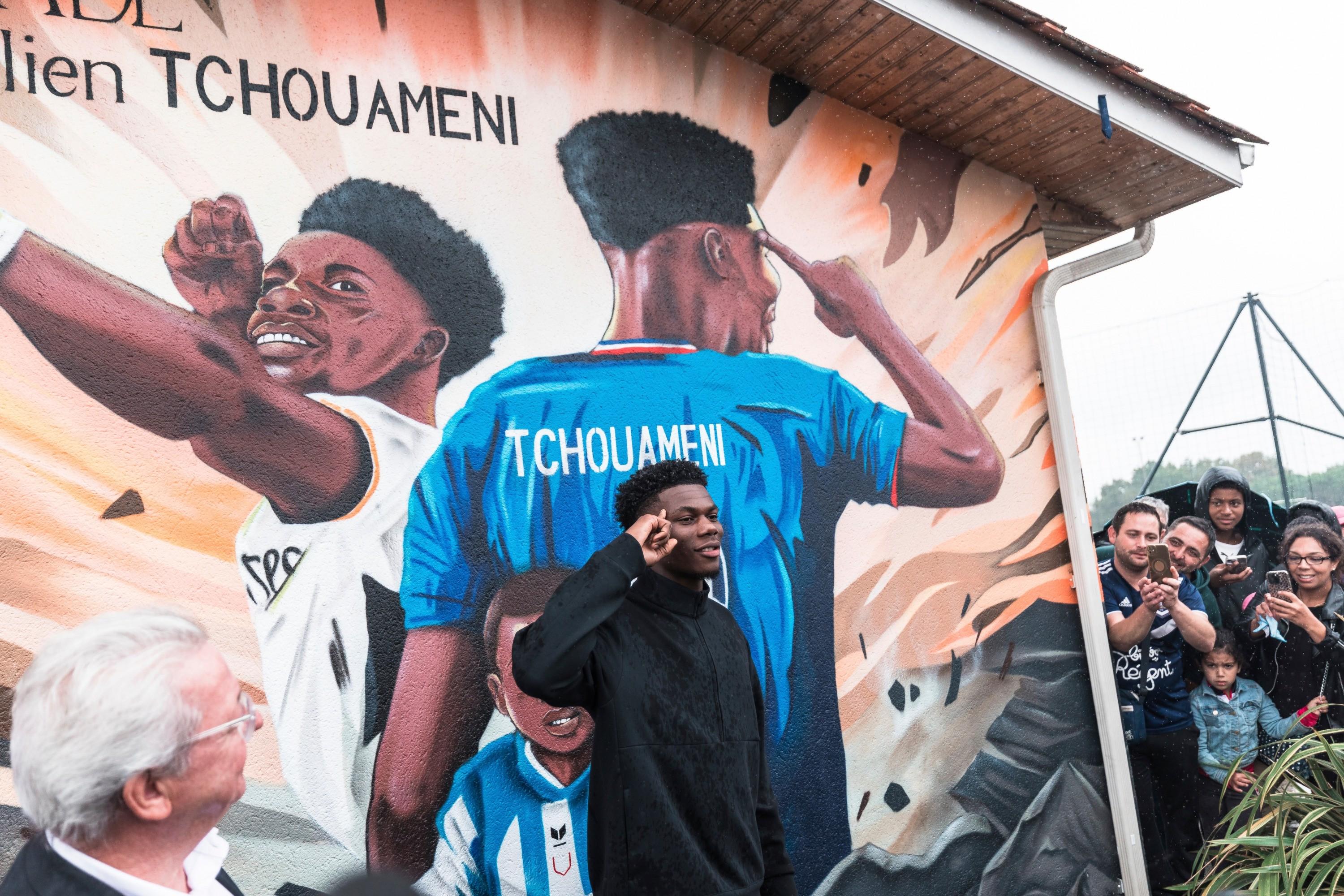 敬活动, 帮助队友, 强的国家队