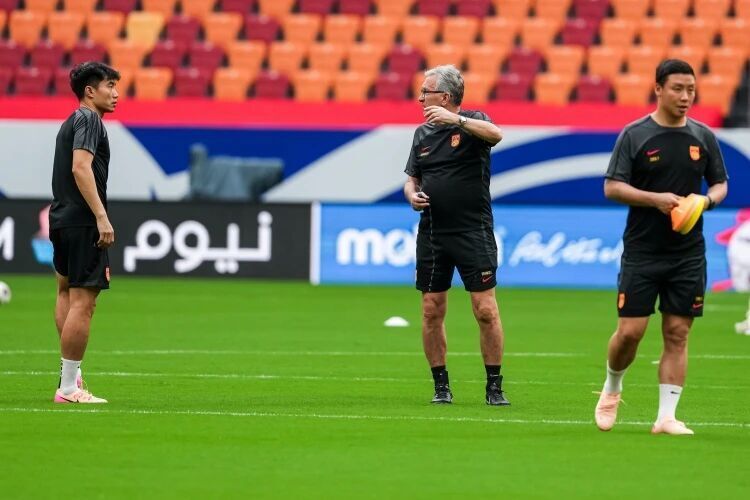 bt, 下一步 bt, 下一步