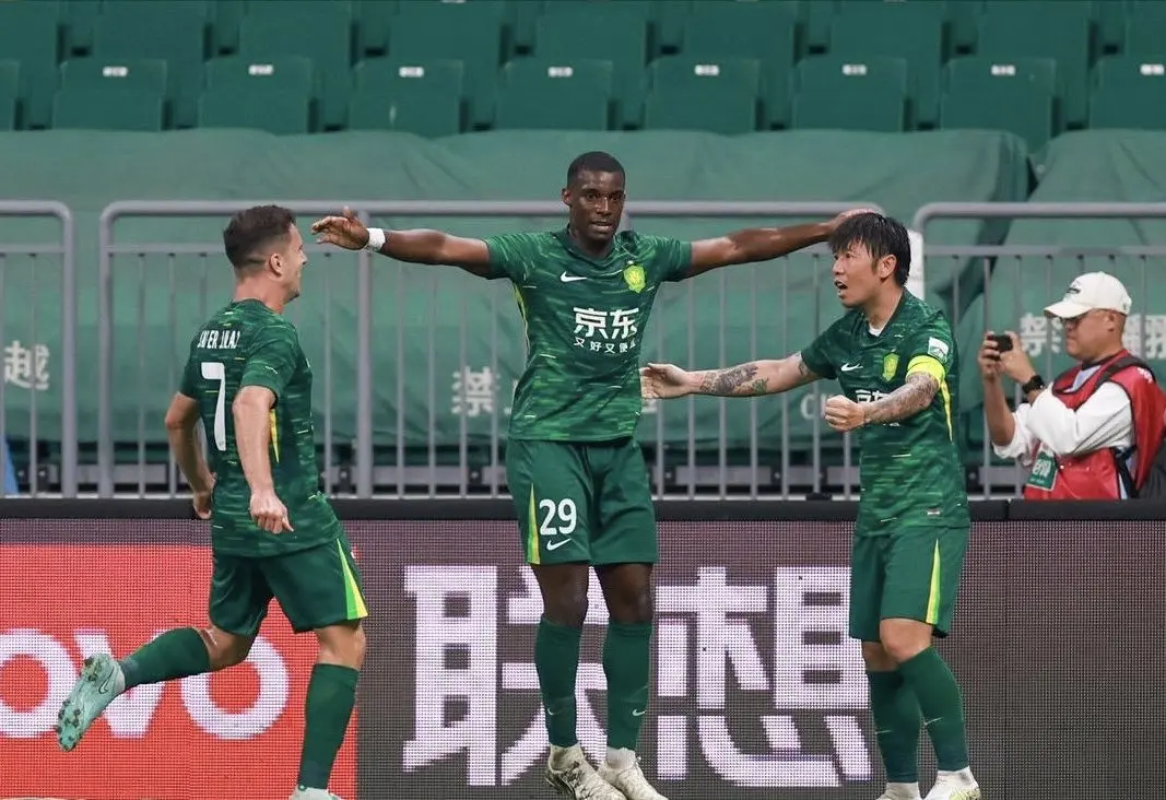 yid, 领先降级区, 控球率只有